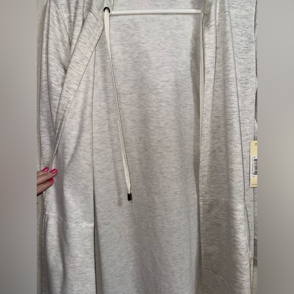 NWT Cyrus Cardigan - Picture 7 of 7